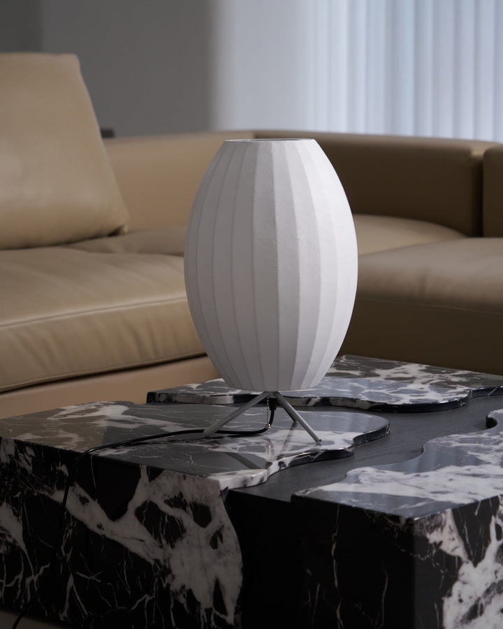 Lampa stołowa z bąbelkami na statywie