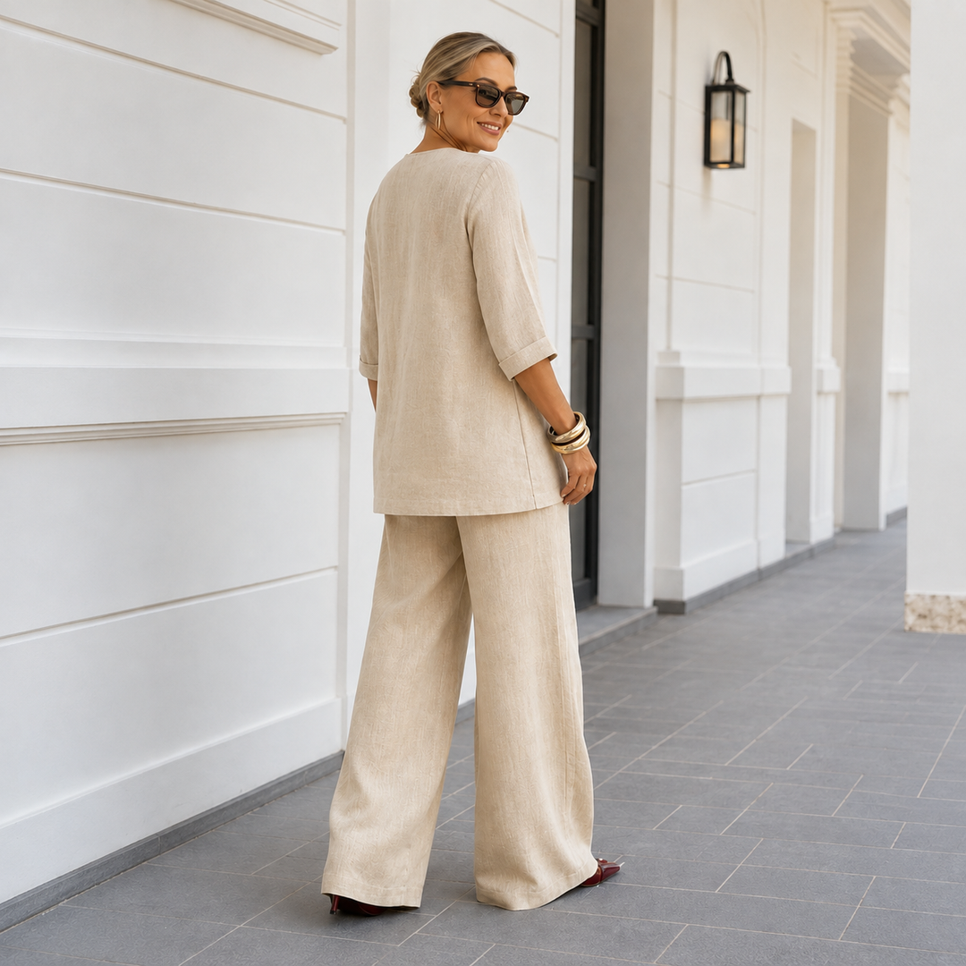 Draperly – Dwuczęściowy zestaw w stylu lnianym z dekoltem w serek