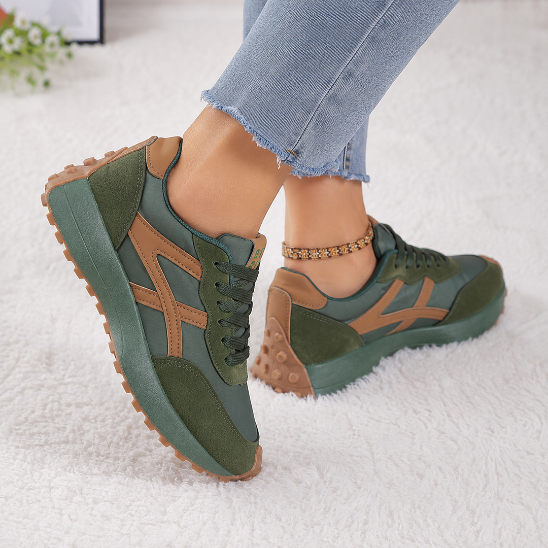 Solenne – Płaskie, Nieslizgające Sneakersy Chunky