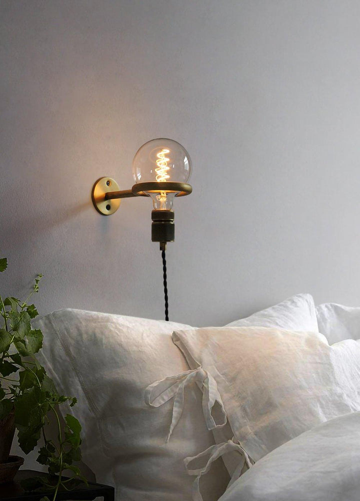 Minimalistyczna Lampa Ścienna Loop