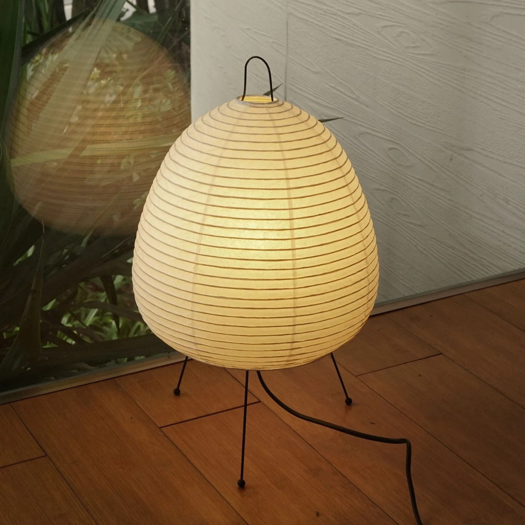 Japońska Lampa Stołowa z Latarenką