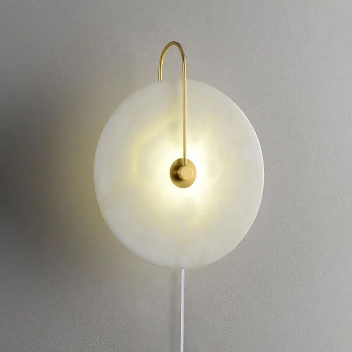 Lampa ścienna LED Alabaster z wtyczką