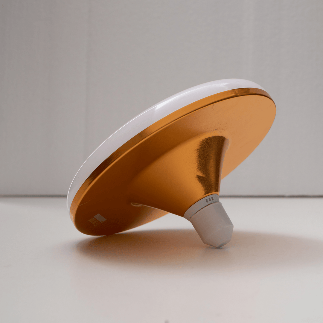 Lampa LED w kształcie latającego talerza E27