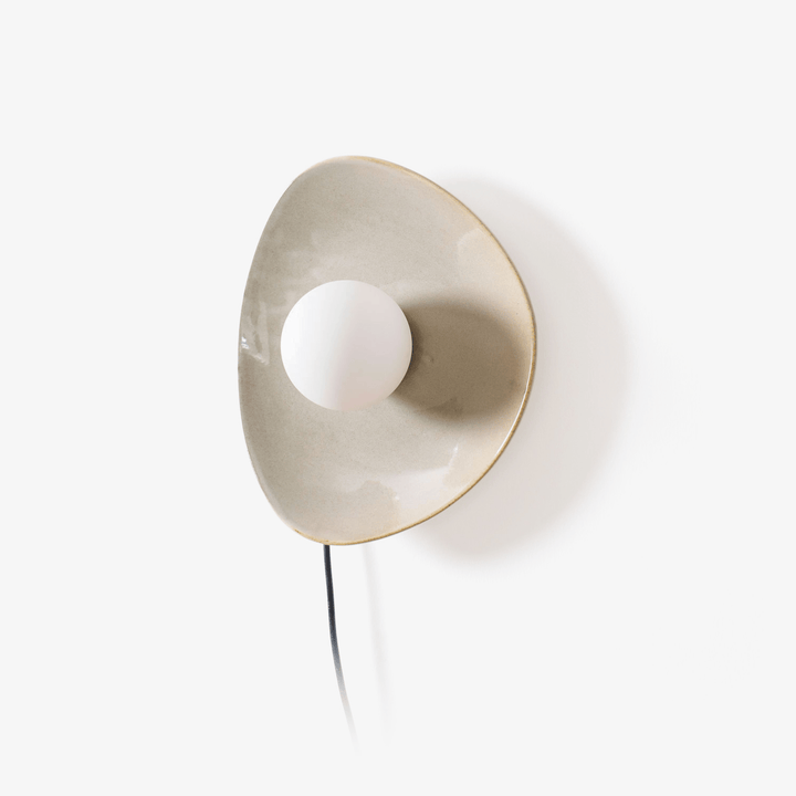Lampa Ścienna Pebble Disc z wtyczką