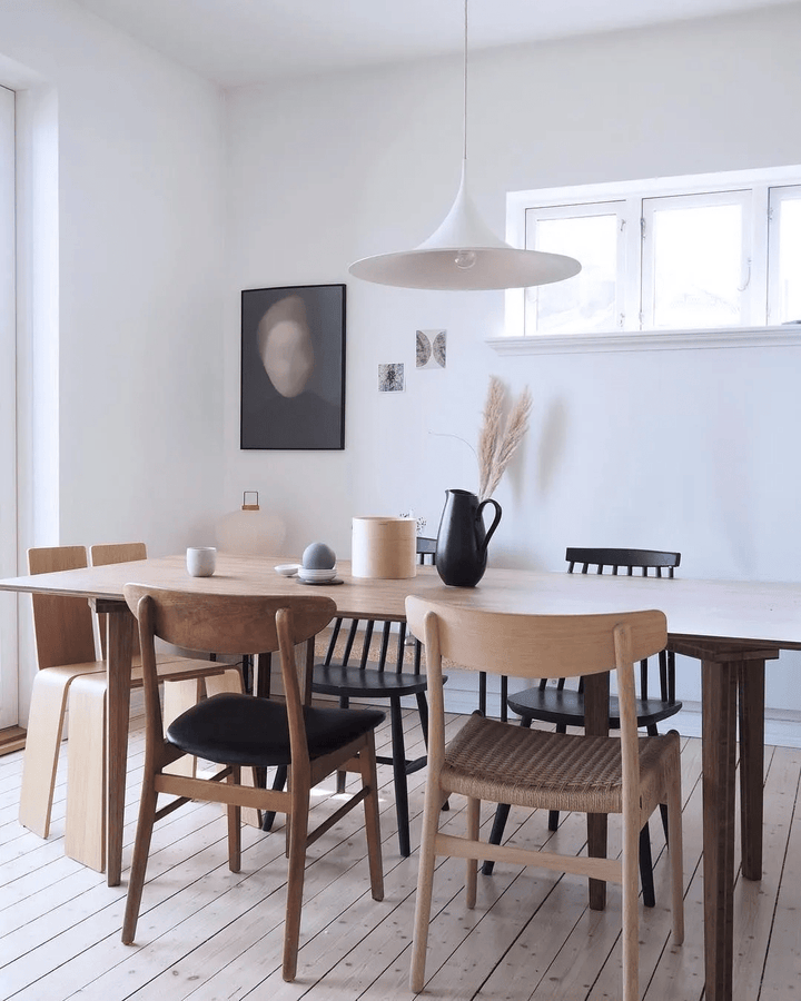 Lampa wisząca Semi z przewodem zawieszanym na haku
