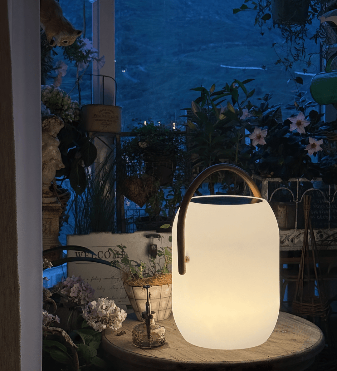 Lampa Solarna Noria na Zewnątrz
