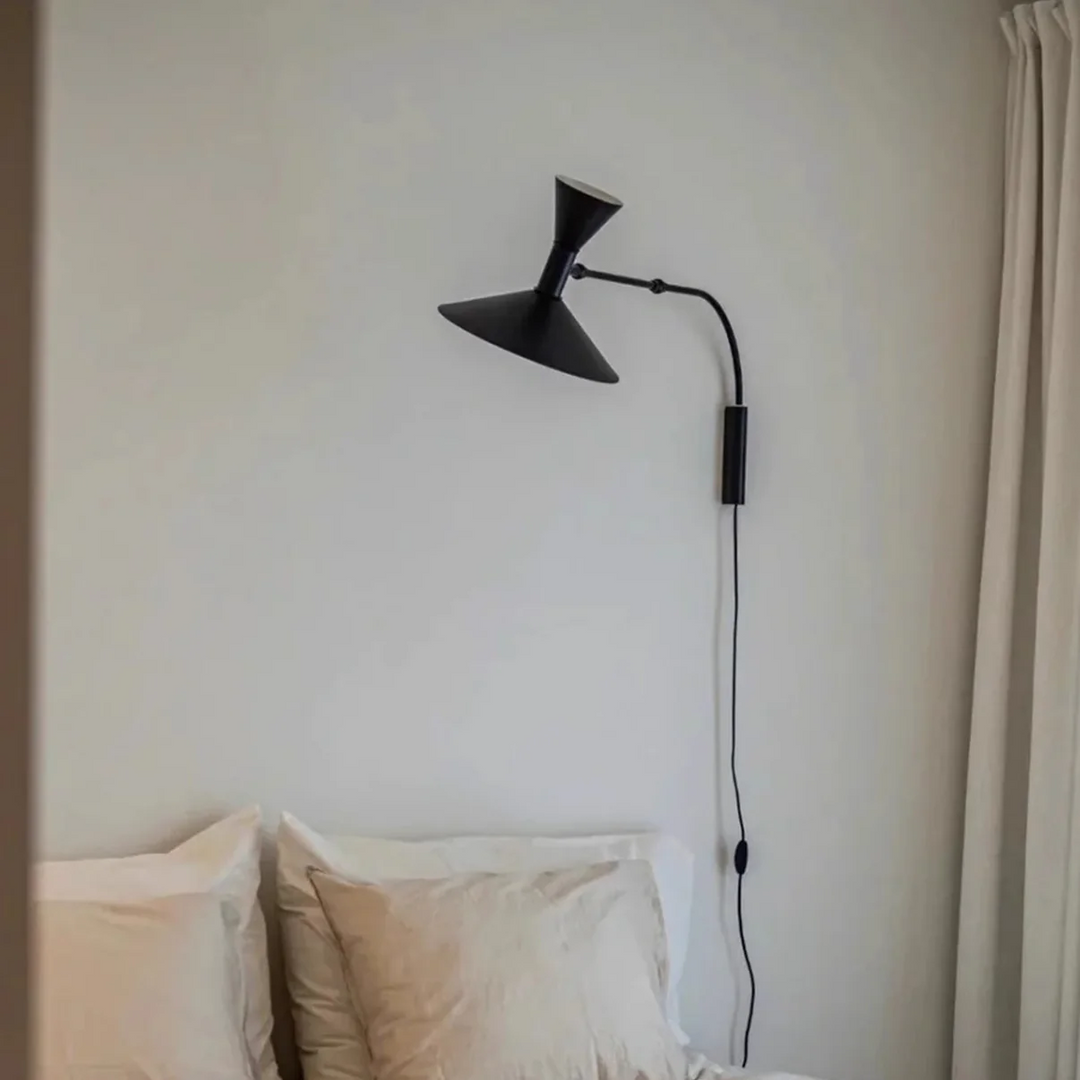 Lampa ścienna Marseille z wtyczką
