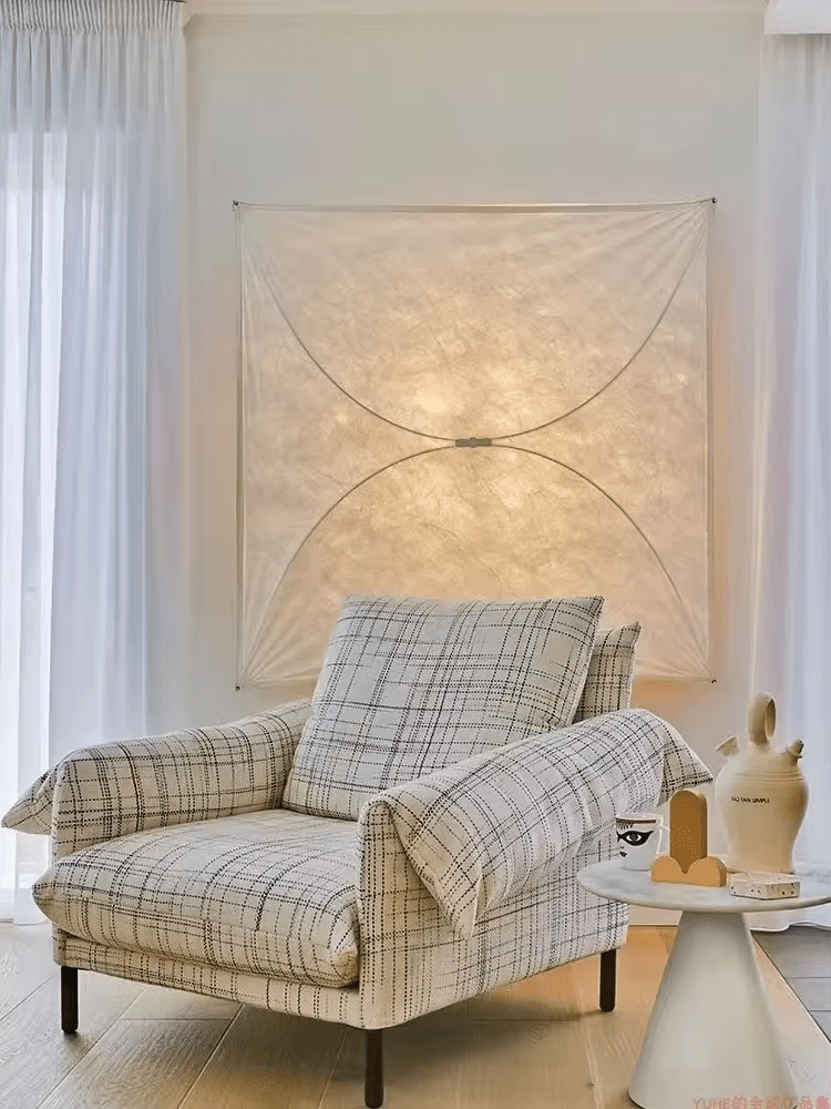 Lampa Ścienna z Papieru w Kształcie Latawca