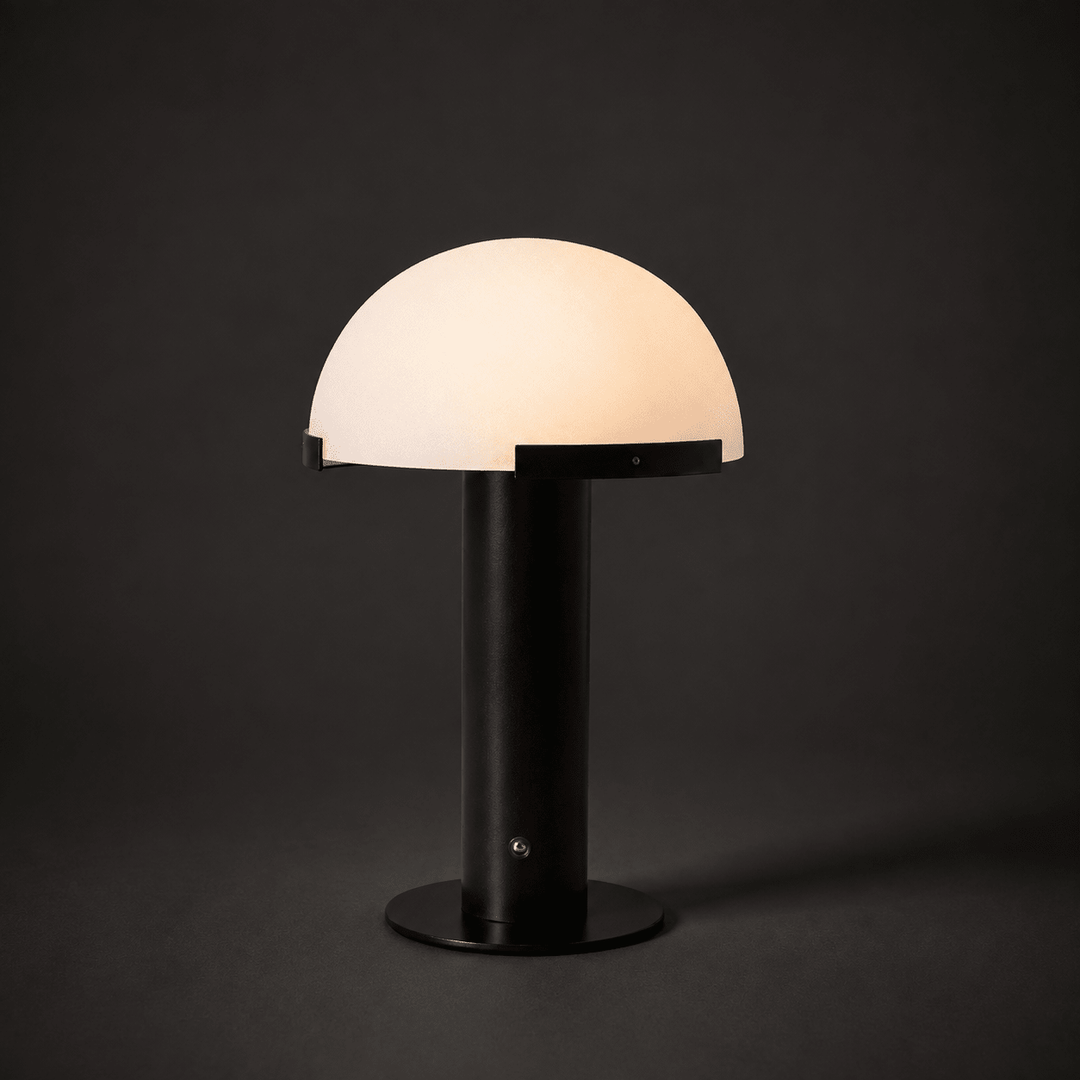 Elegancka Lampa Stołowa Alabastrowa