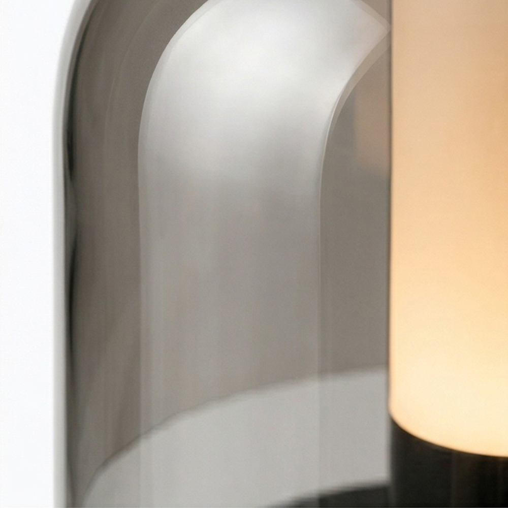 Lumora – Ładowana Lampa LED w Dymnym Kloszu
