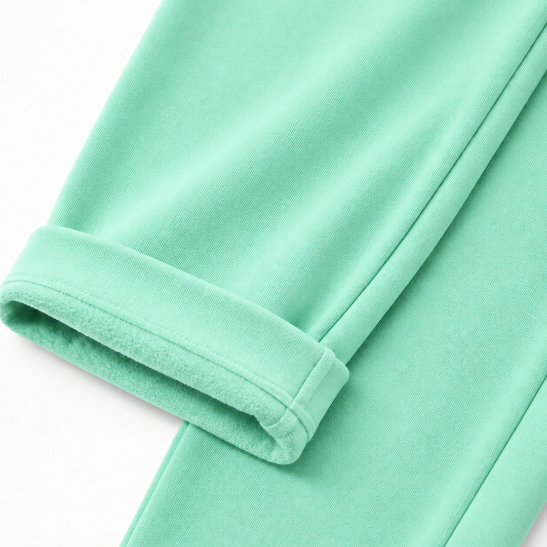Wearbella – Zestaw z bluzą z bocznymi rozcięciami i dresami