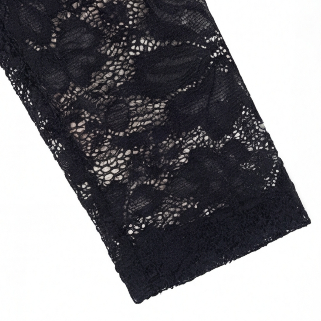 Noirelle – Sukienka mini bodycon z koronkowym detalem na zakładkę