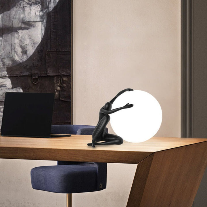 Lampa stołowa humanoidalna z kulą