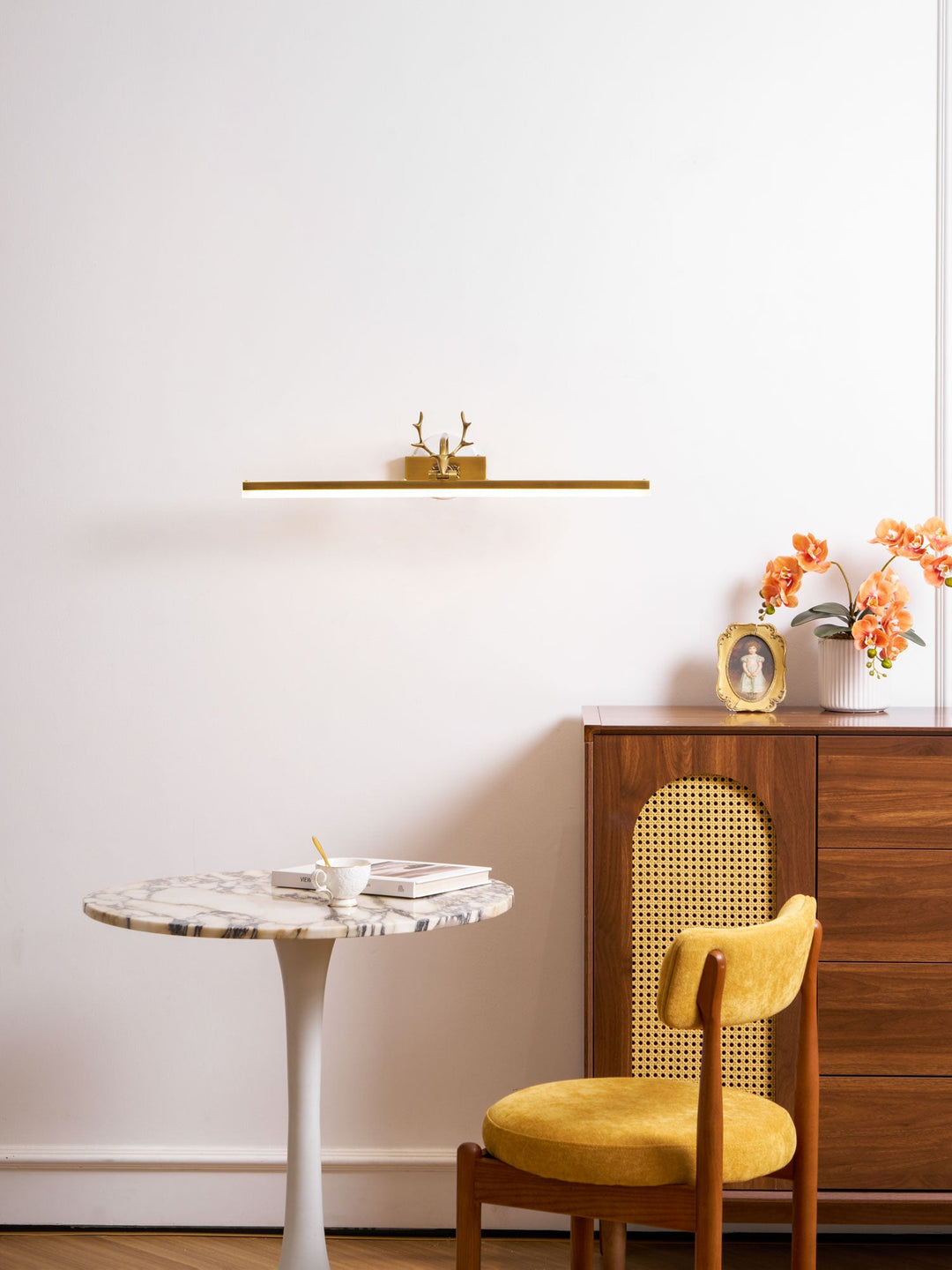 Lampa ścienna Adelaide Antler