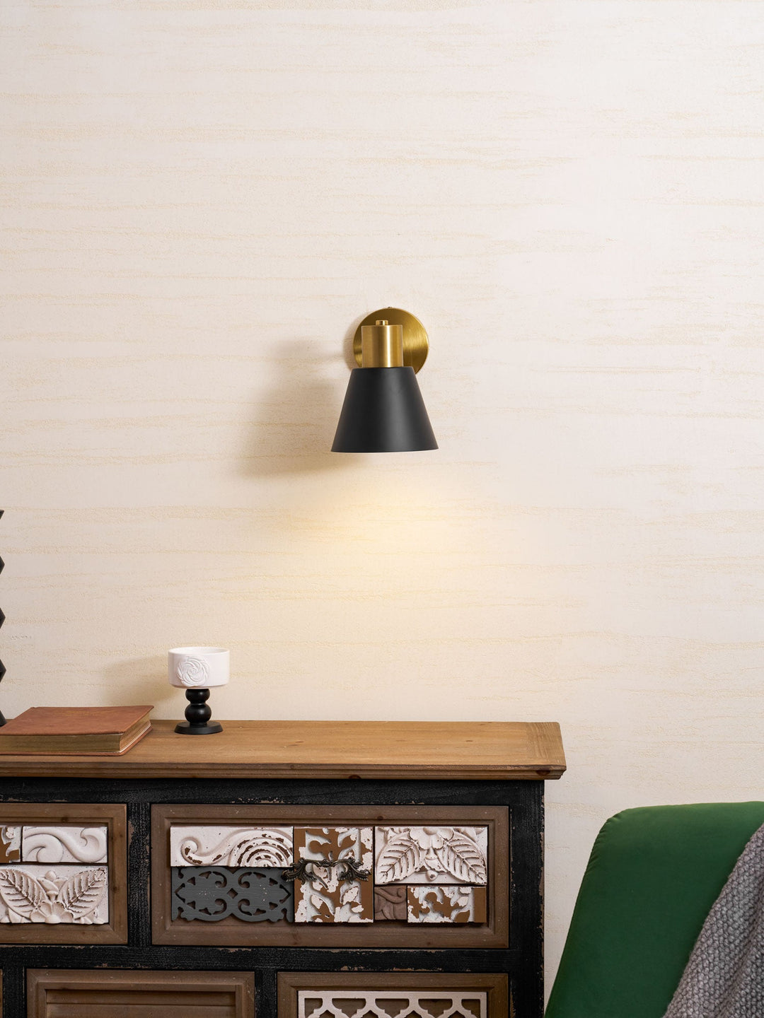 Regulowana Lampa Ścienna z Ramieniem