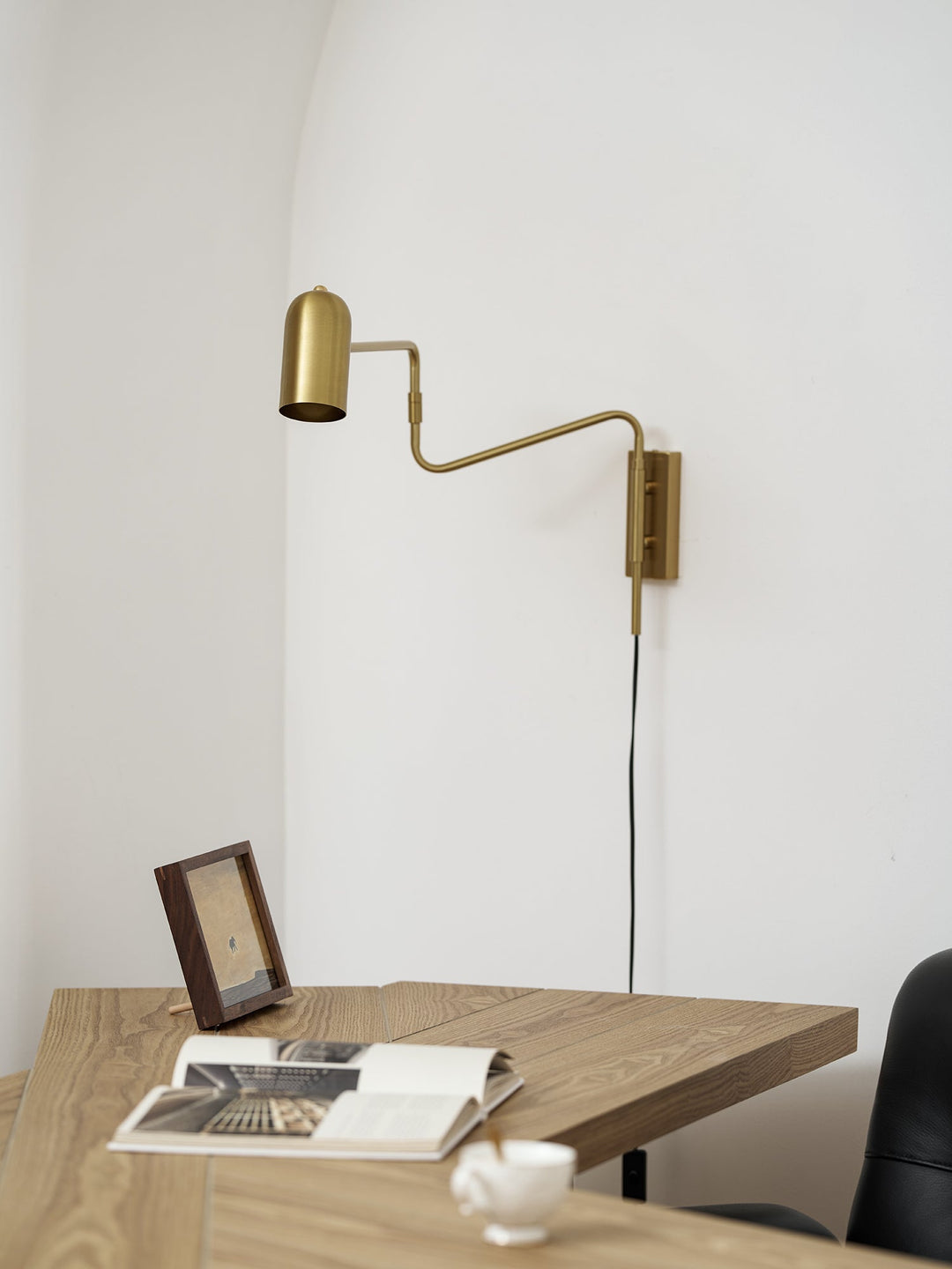 Regulowana Lampa Ścienna z Ramieniem do Wtyczki