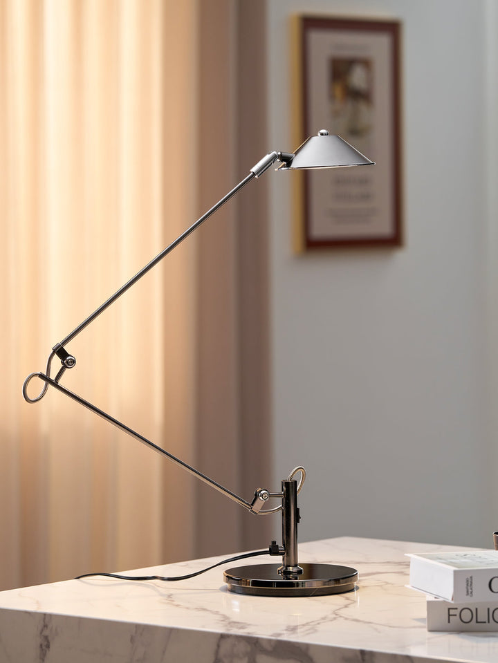Regulowana Czarna Lampa Biurkowa