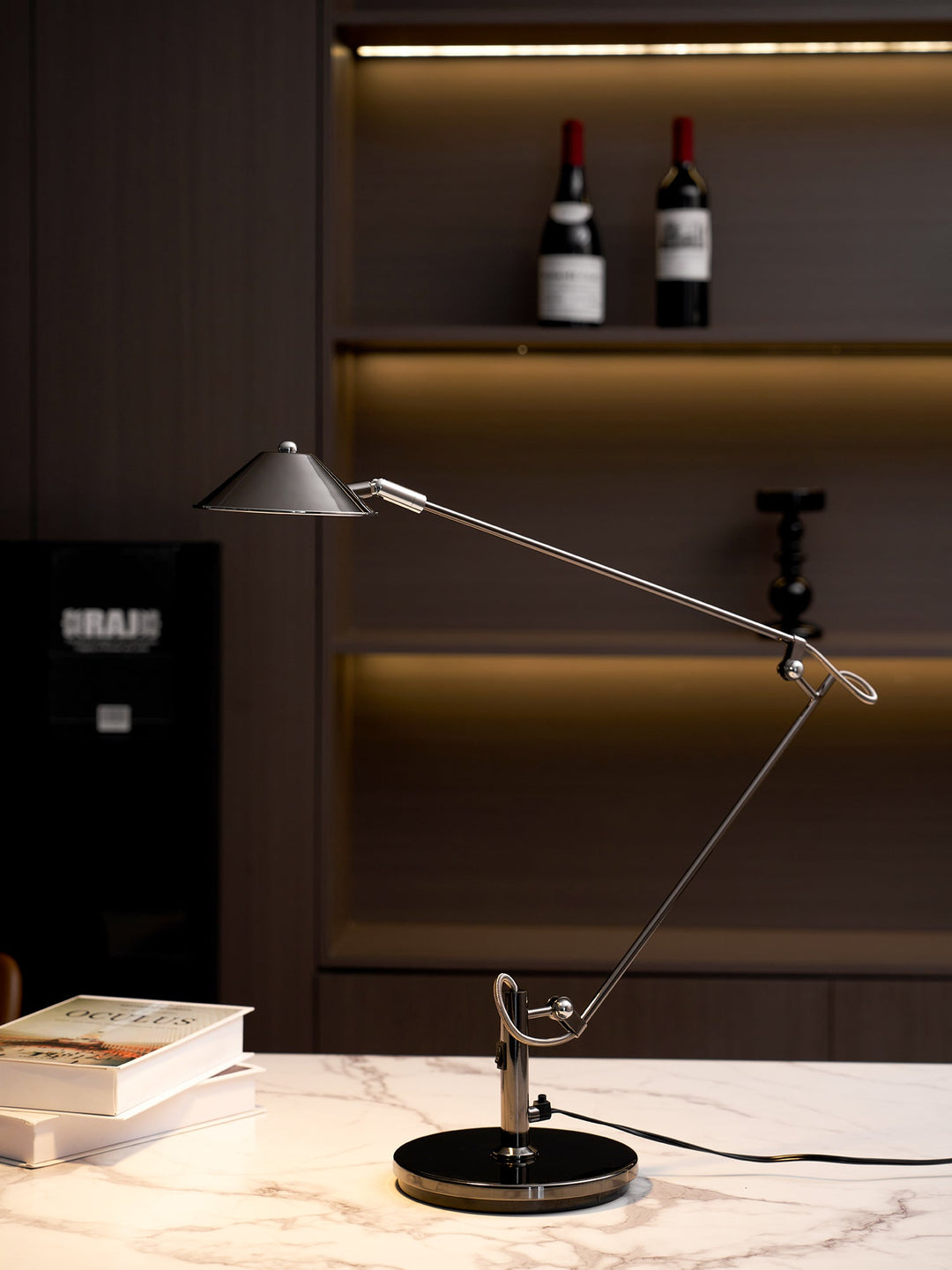 Regulowana Czarna Lampa Biurkowa