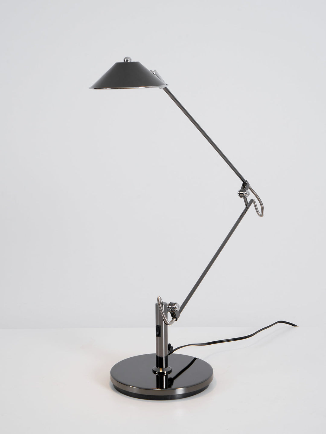 Regulowana Czarna Lampa Biurkowa