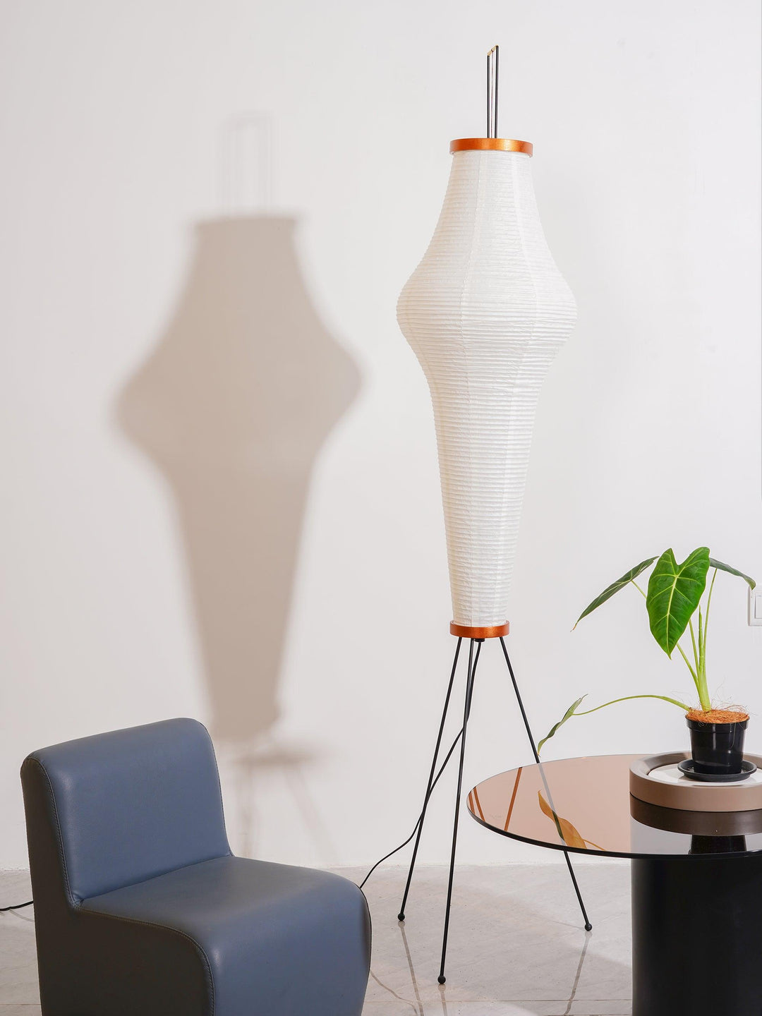 Lampa podłogowa z papieru ryżowego