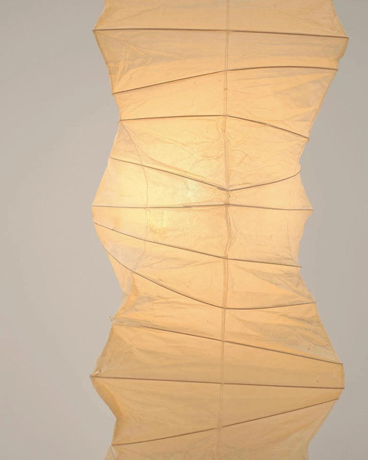 Lampa podłogowa z papieru ryżowego