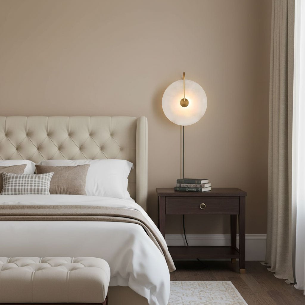 Lampa ścienna LED Alabaster z wtyczką