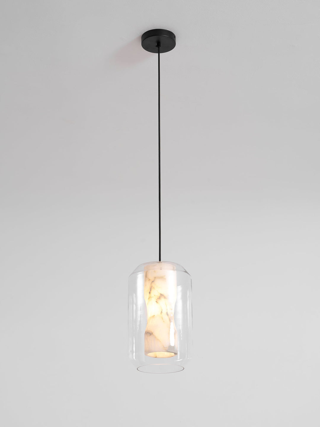 Lampa wisząca z alabastrowego szkła w cylindrze