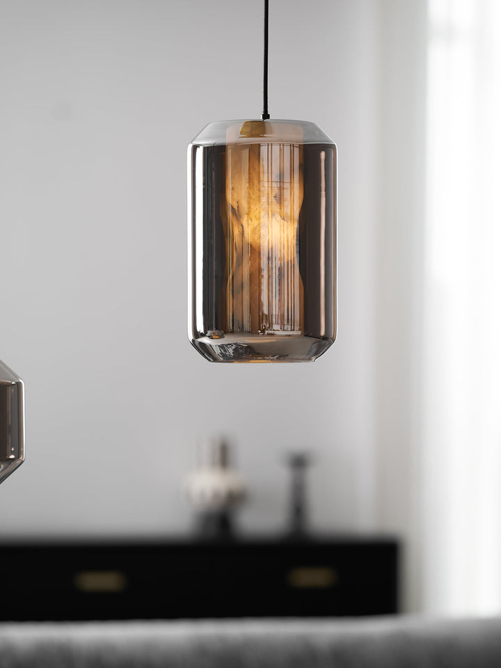 Lampa wisząca z alabastrowego szkła w cylindrze