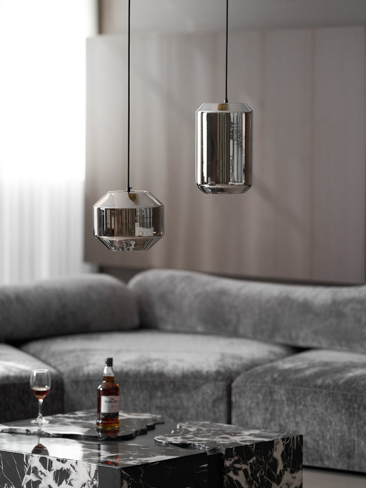 Lampa wisząca z alabastrowego szkła w cylindrze
