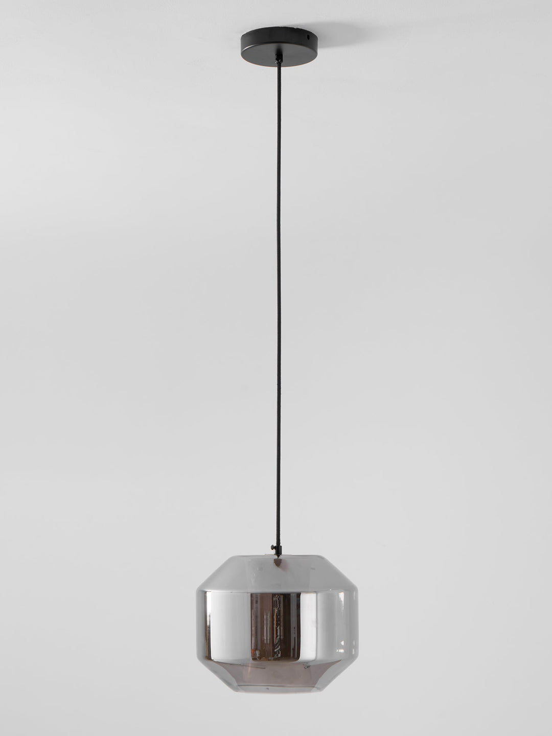 Lampa wisząca z alabastrowego szkła w cylindrze
