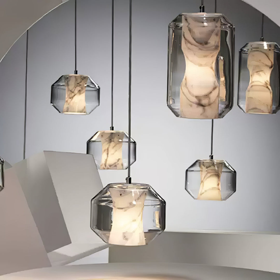 Lampa wisząca z alabastrowego szkła w cylindrze