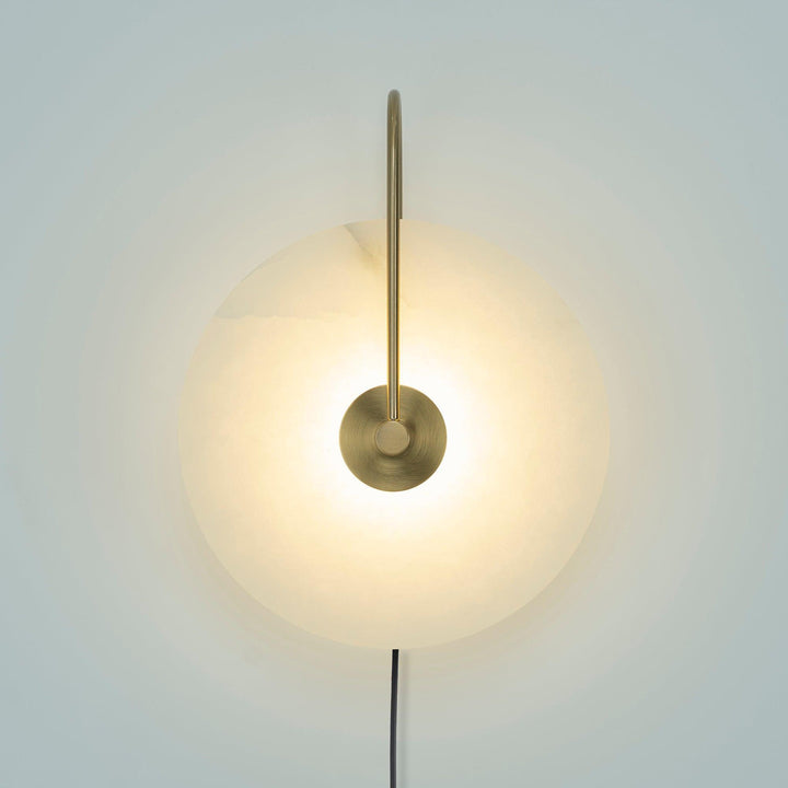 Lampa ścienna LED Alabaster z wtyczką