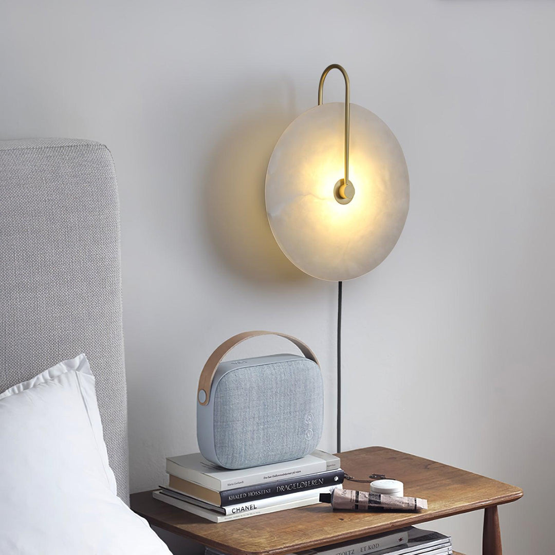 Lampa ścienna LED Alabaster z wtyczką