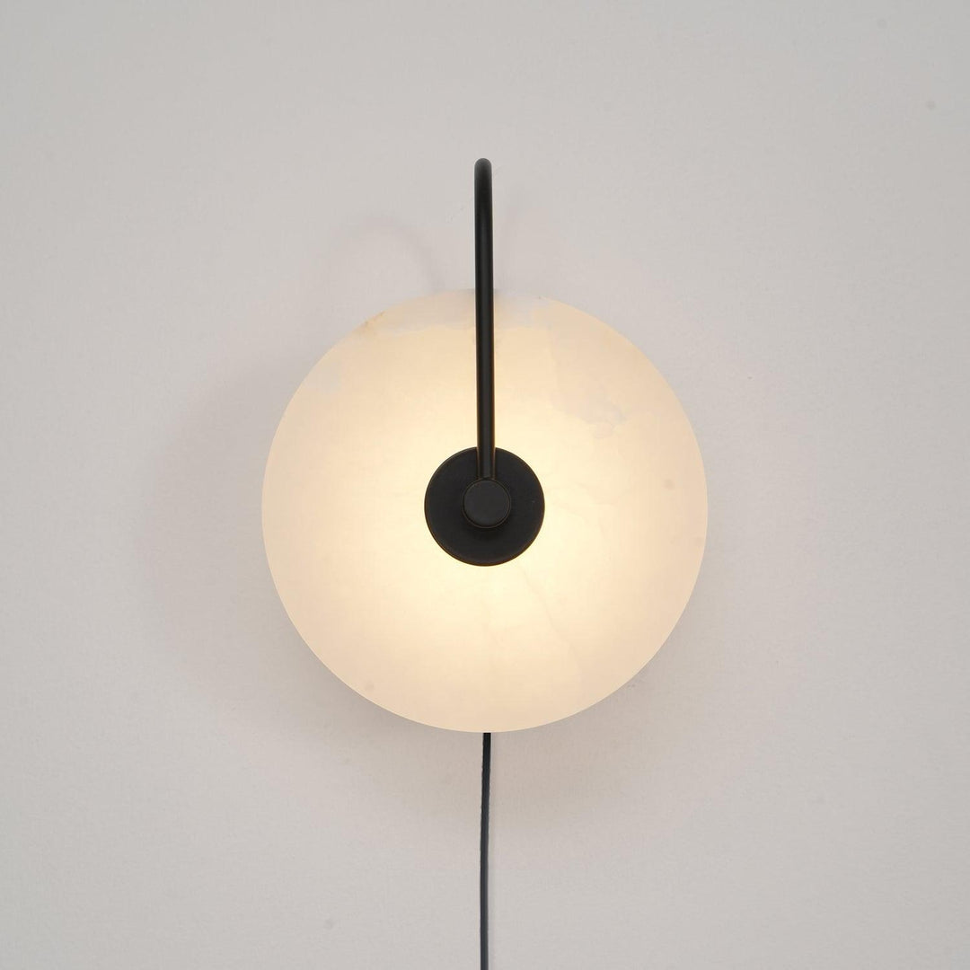 Lampa ścienna LED Alabaster z wtyczką