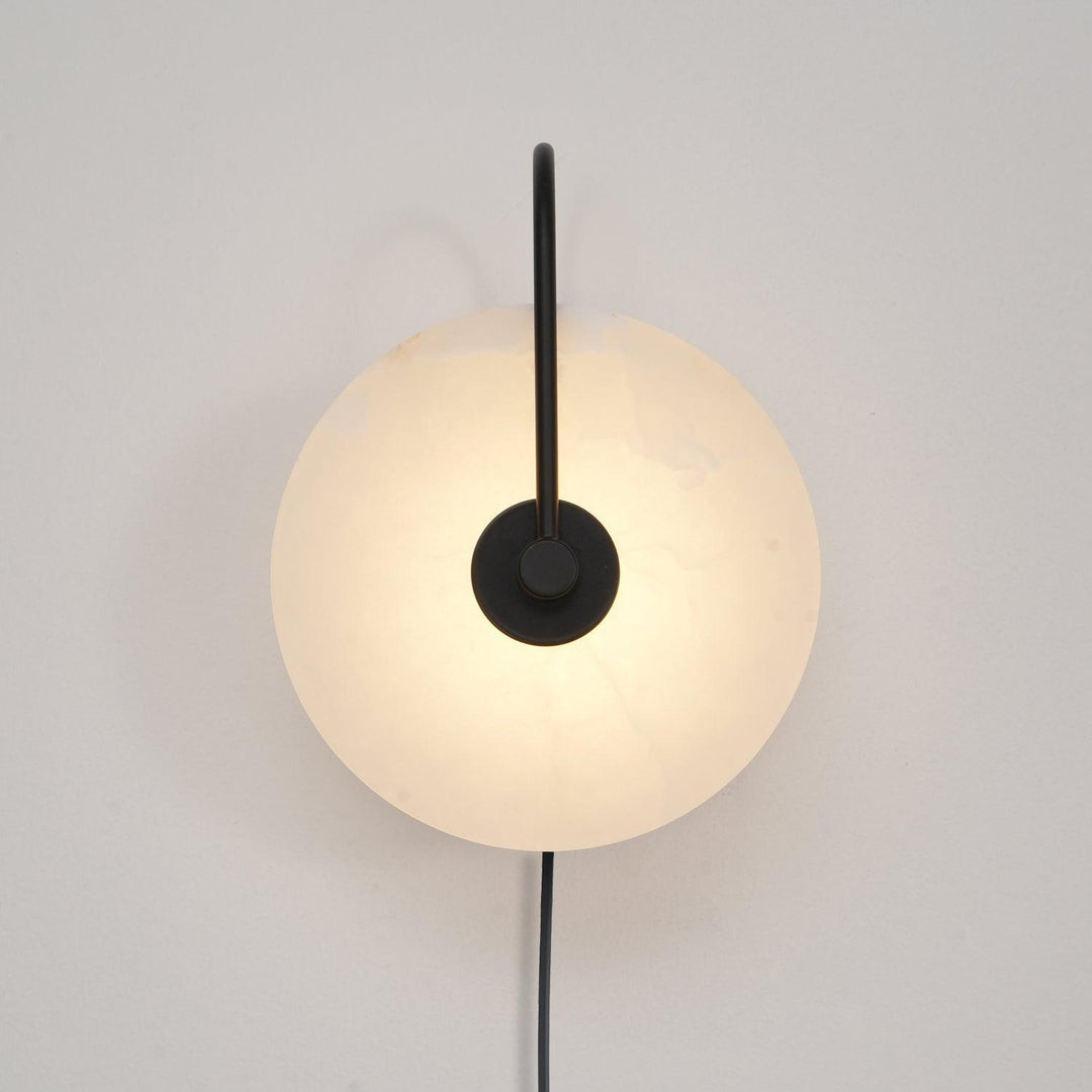 Lampa ścienna LED Alabaster z wtyczką