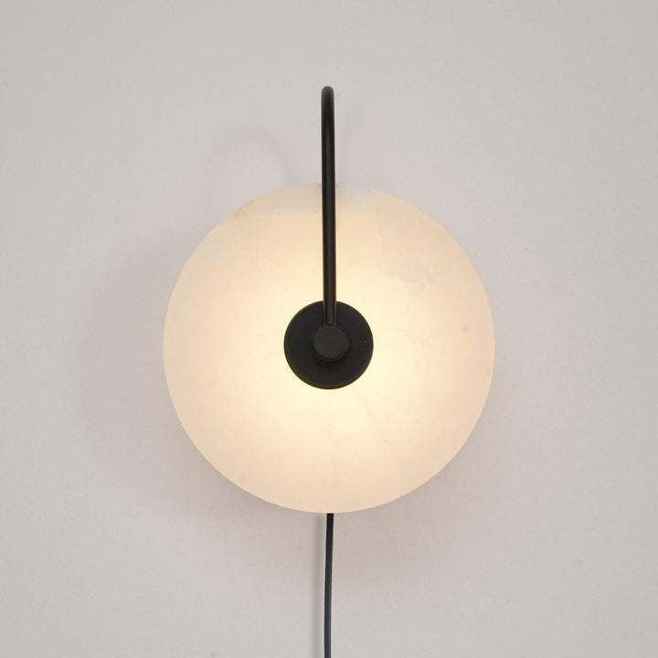 Lampa ścienna LED Alabaster z wtyczką