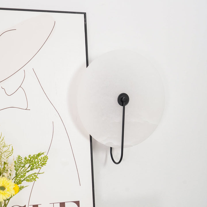 Lampa ścienna LED Alabaster z wtyczką