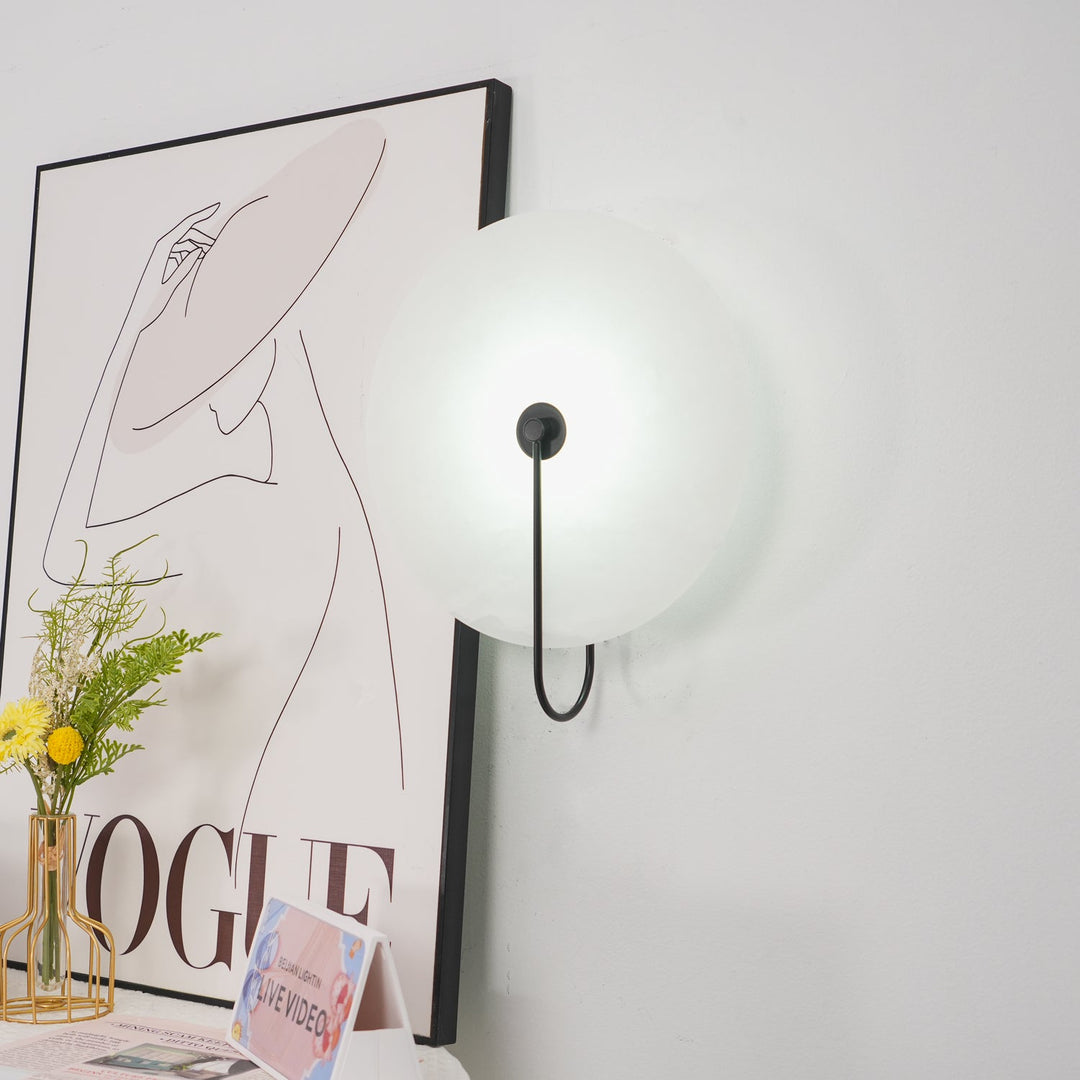 Lampa ścienna LED Alabaster z wtyczką