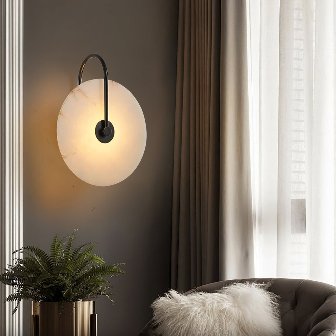 Lampa ścienna LED Alabaster z wtyczką