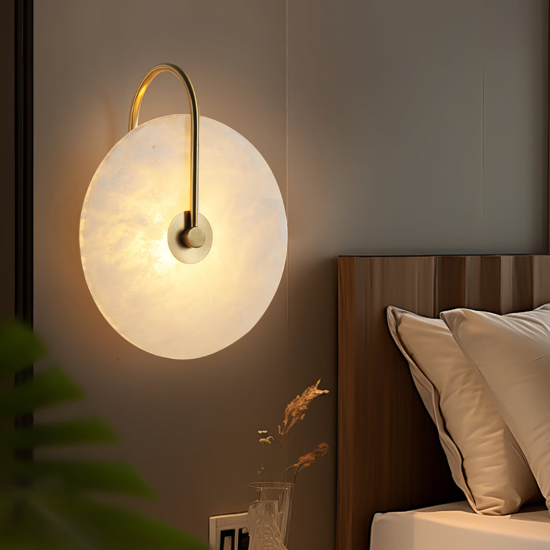 Lampa ścienna LED Alabaster z wtyczką