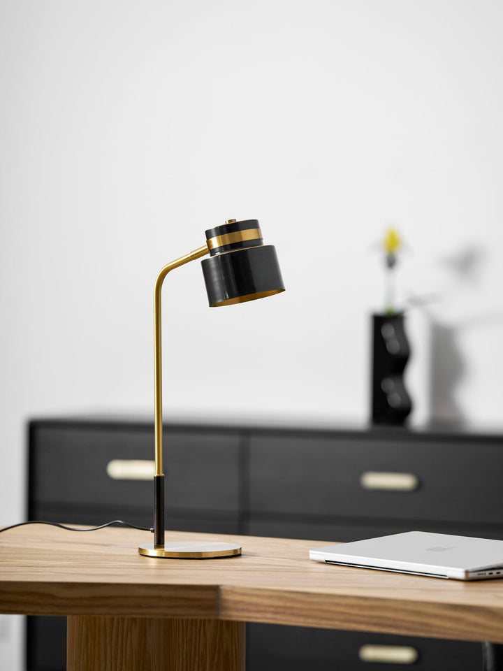 Lampa stołowa Ari Scandustrial