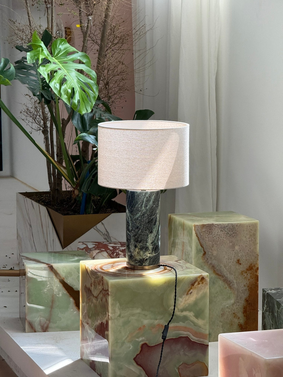 Lampa stołowa Aria Stone
