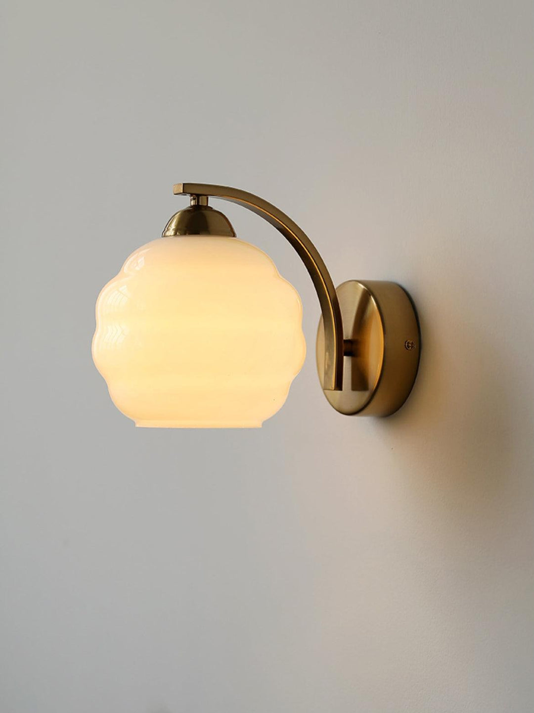 Lampa Ścienna Vintage w Stylu Art Deco