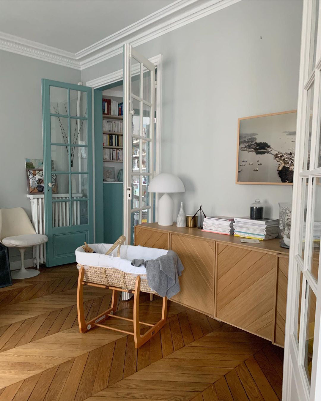 Mosiężna lampa stołowa Dorsey w kształcie grzyba