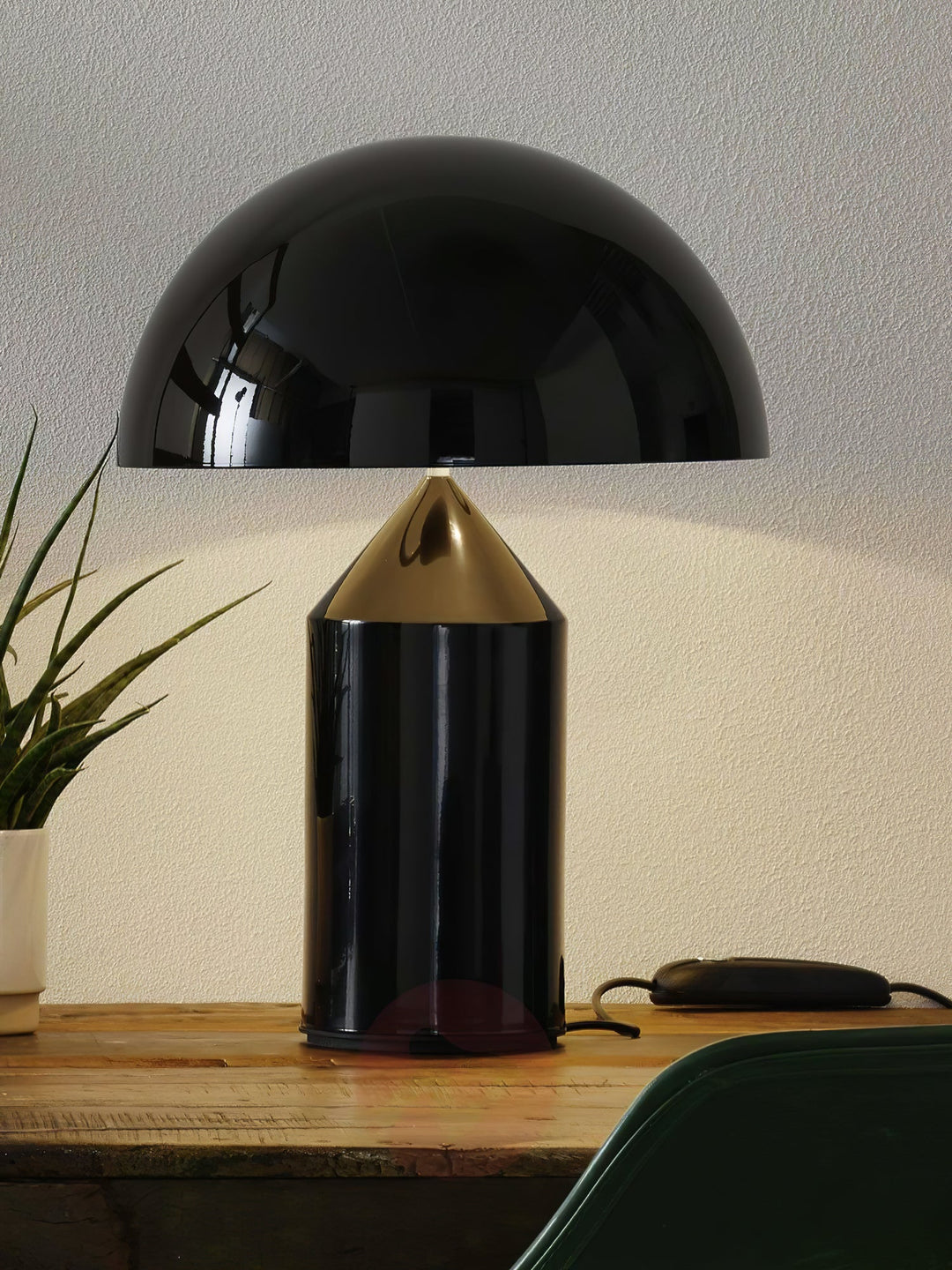 Mosiężna lampa stołowa Dorsey w kształcie grzyba
