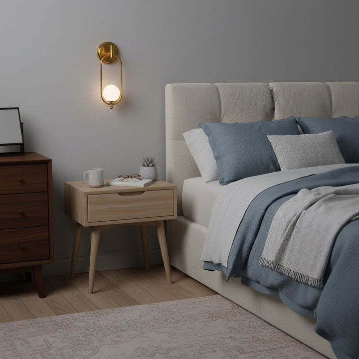 Mosiężna lampa ścienna Aurea