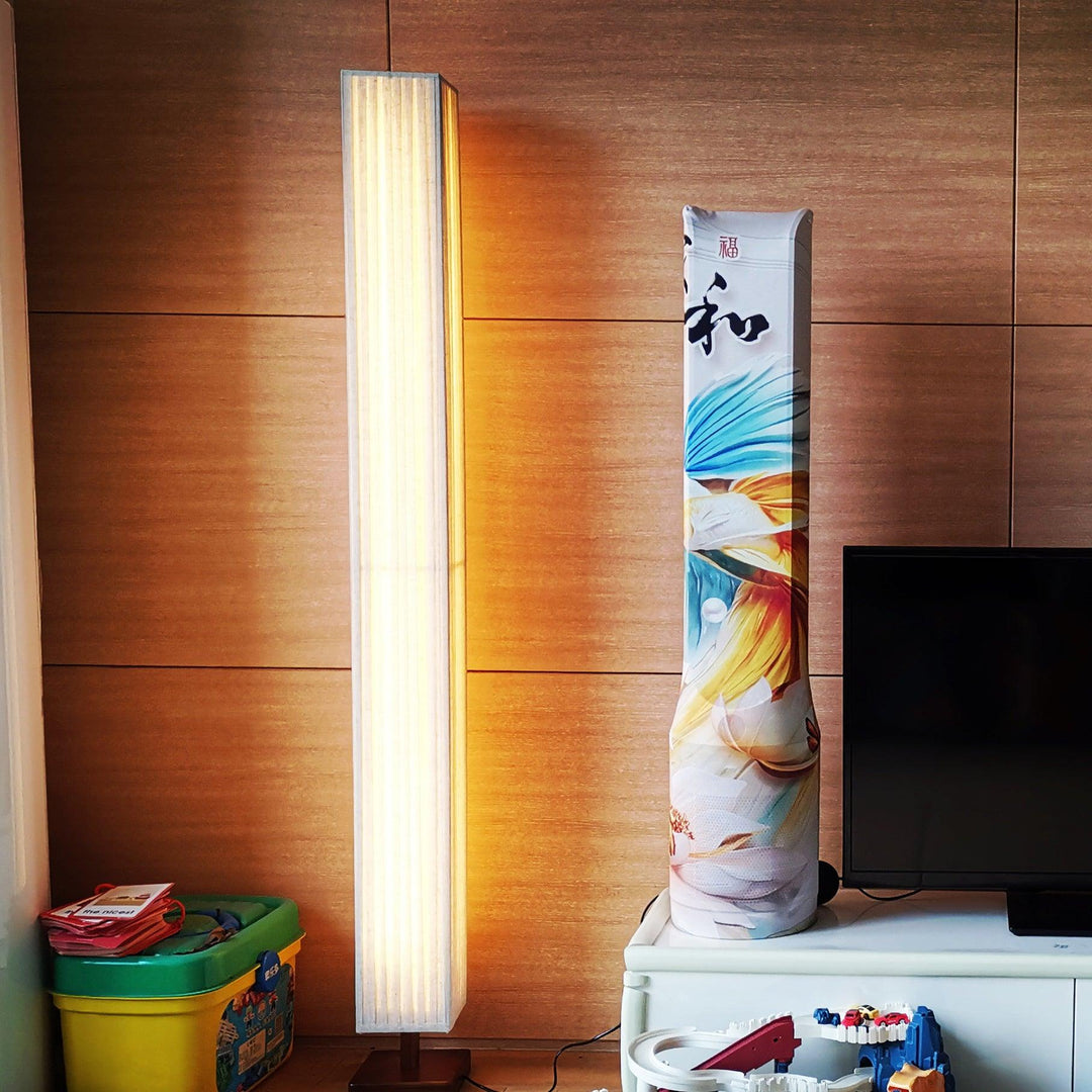 Lampa stojąca Bailey