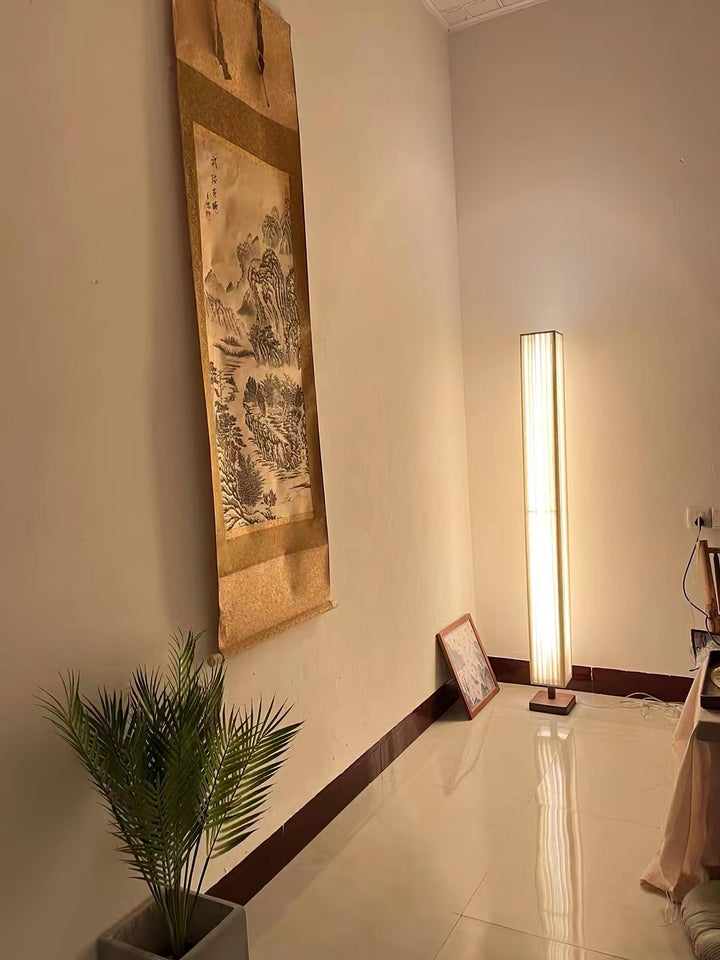 Lampa stojąca Bailey