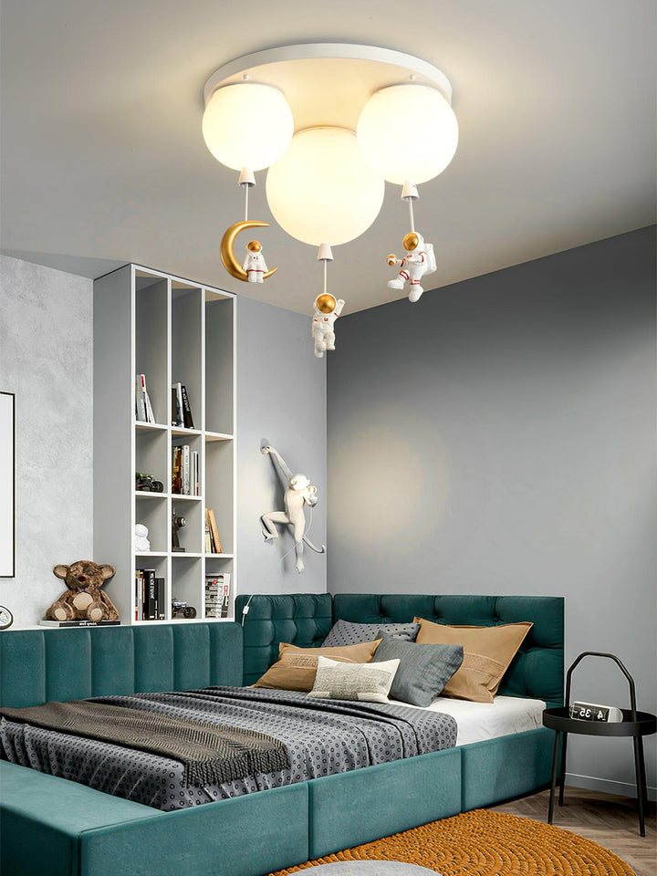 Lampka sufitowa z balonem Frosted