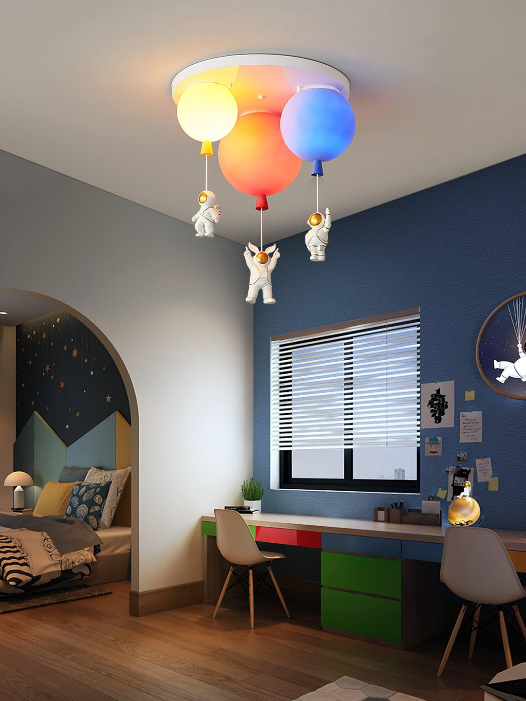 Lampka sufitowa z balonem Frosted
